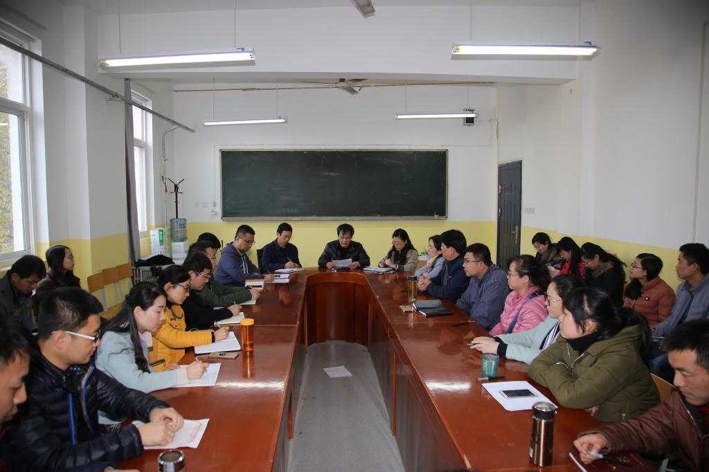 KY开元集团官网党总支召开党员大会选举出席学校第二次党代会代表